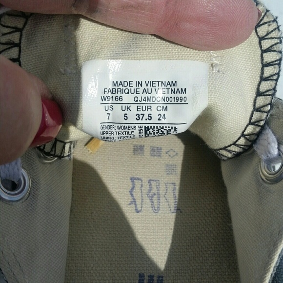 Converse Women's Low Top All Star Gray Nice Size 7 - Picture 4 of 5